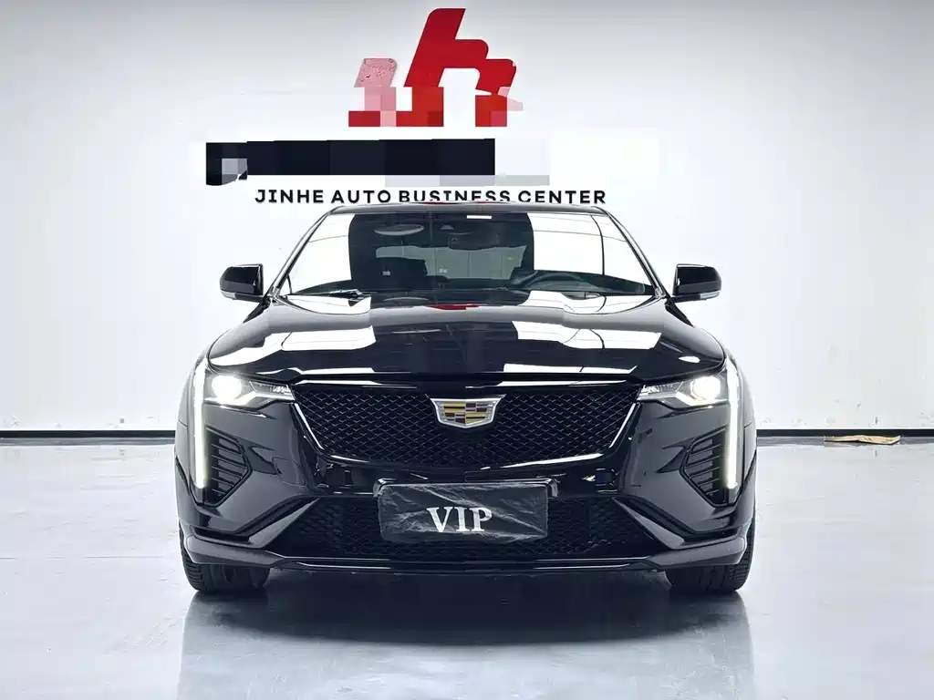 Cadillac CT4 — фото 2