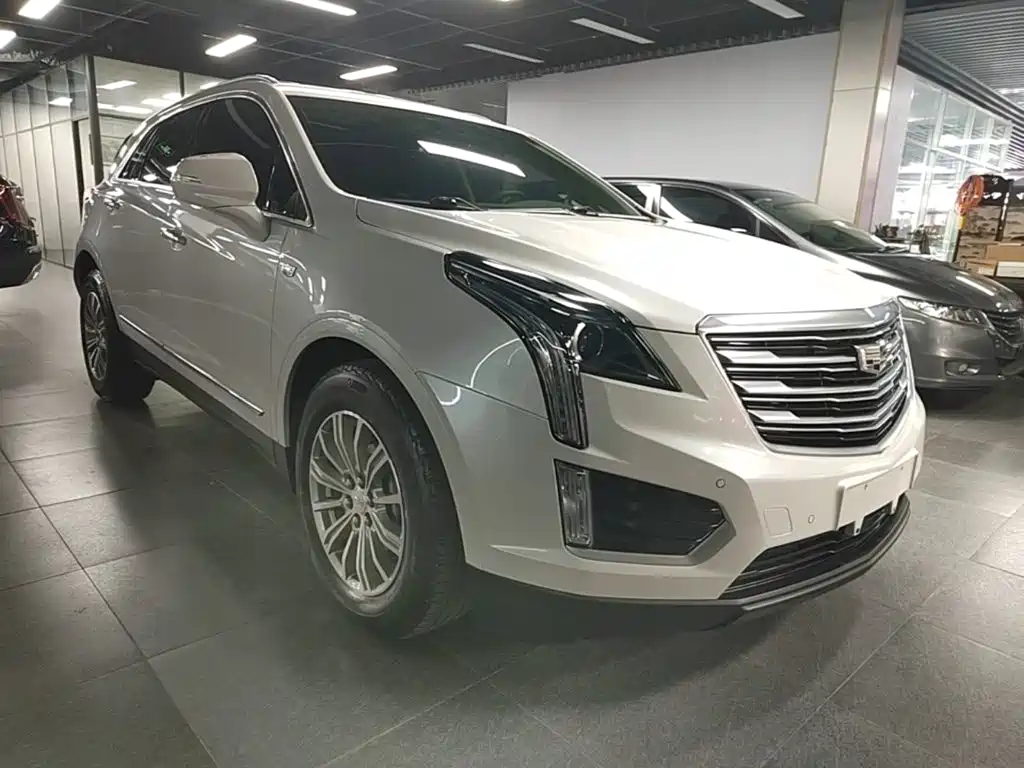 Cadillac XT5 — фото 4