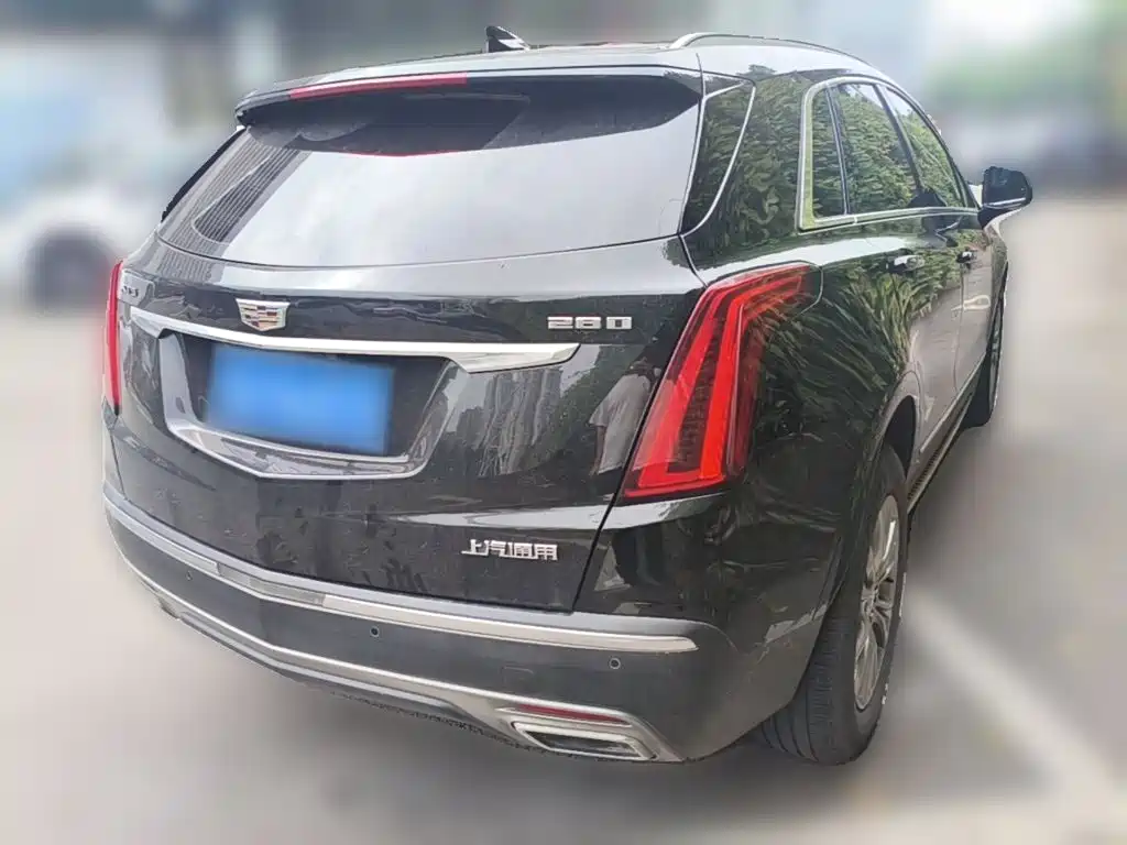 Cadillac XT5 — фото 10