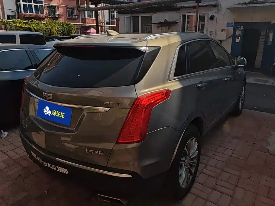 Cadillac XT5 — фото 3