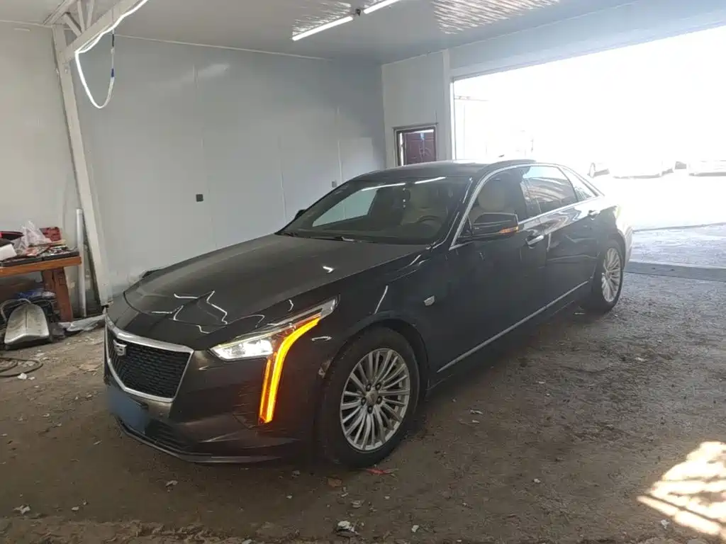 Cadillac CT6 — фото 2
