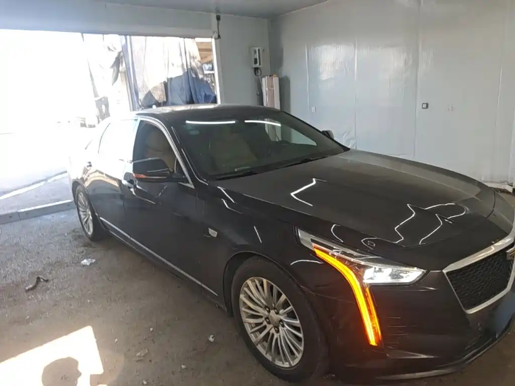 Cadillac CT6 — фото 4