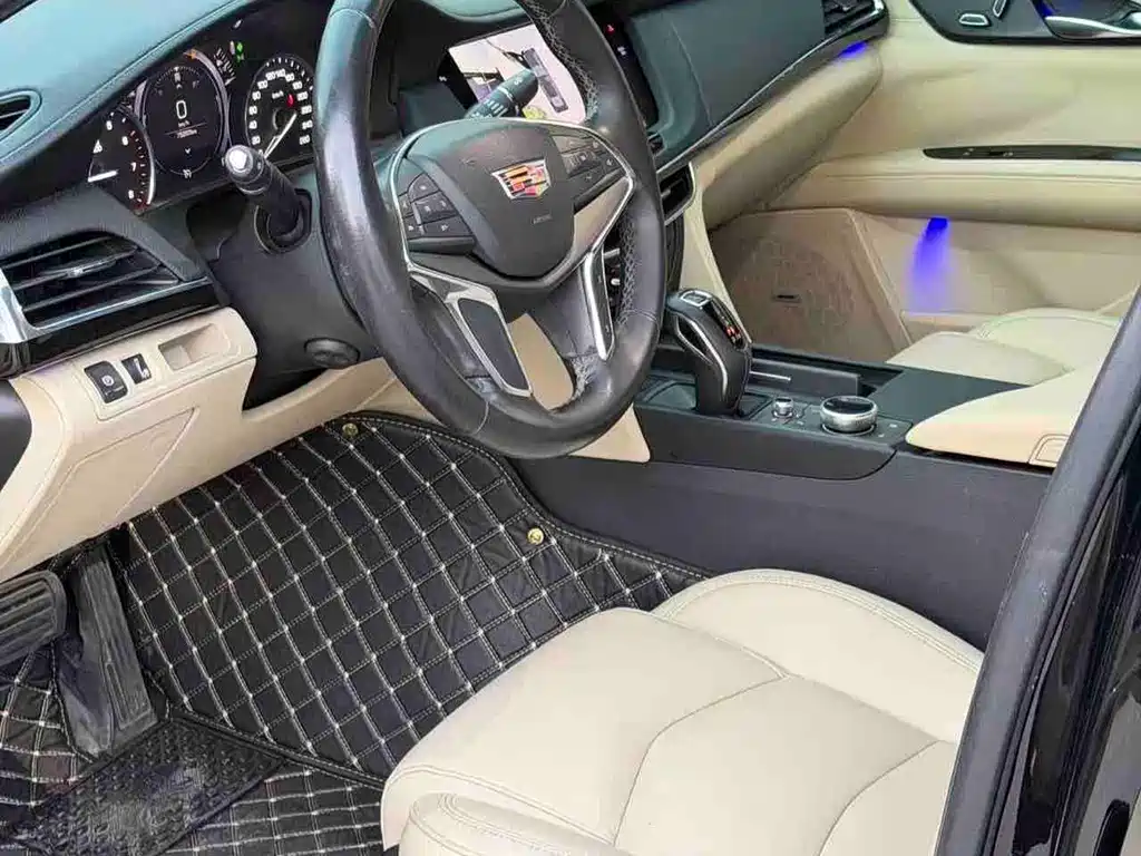 Cadillac CT6 — фото 9