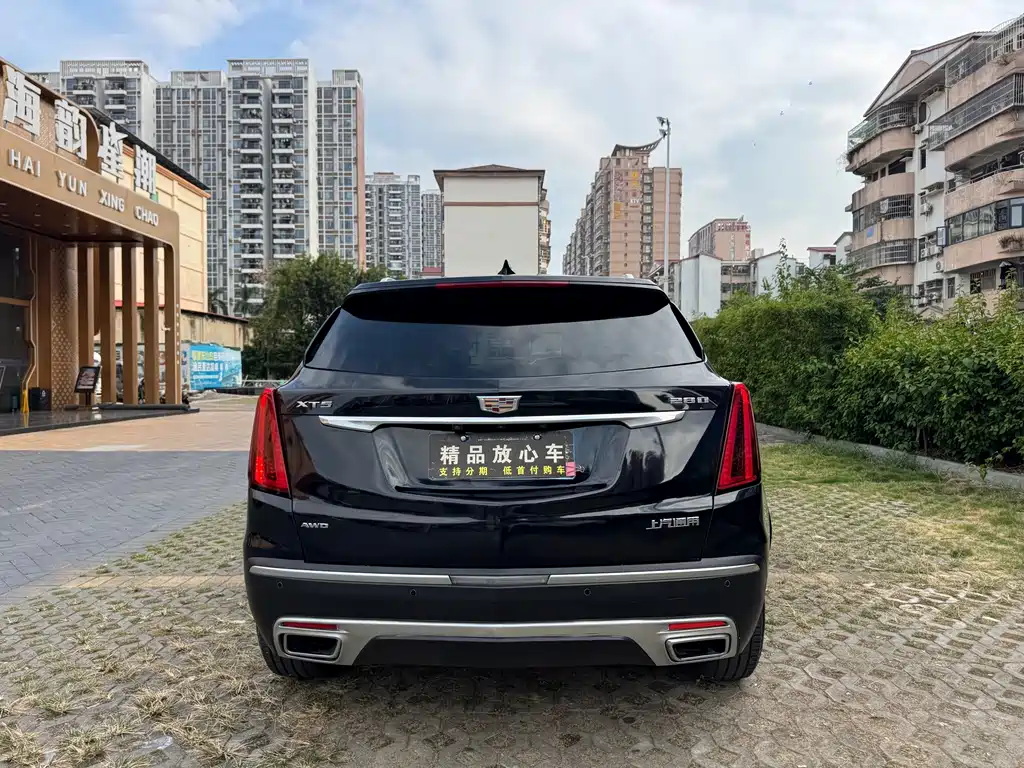 Cadillac XT5 — фото 6
