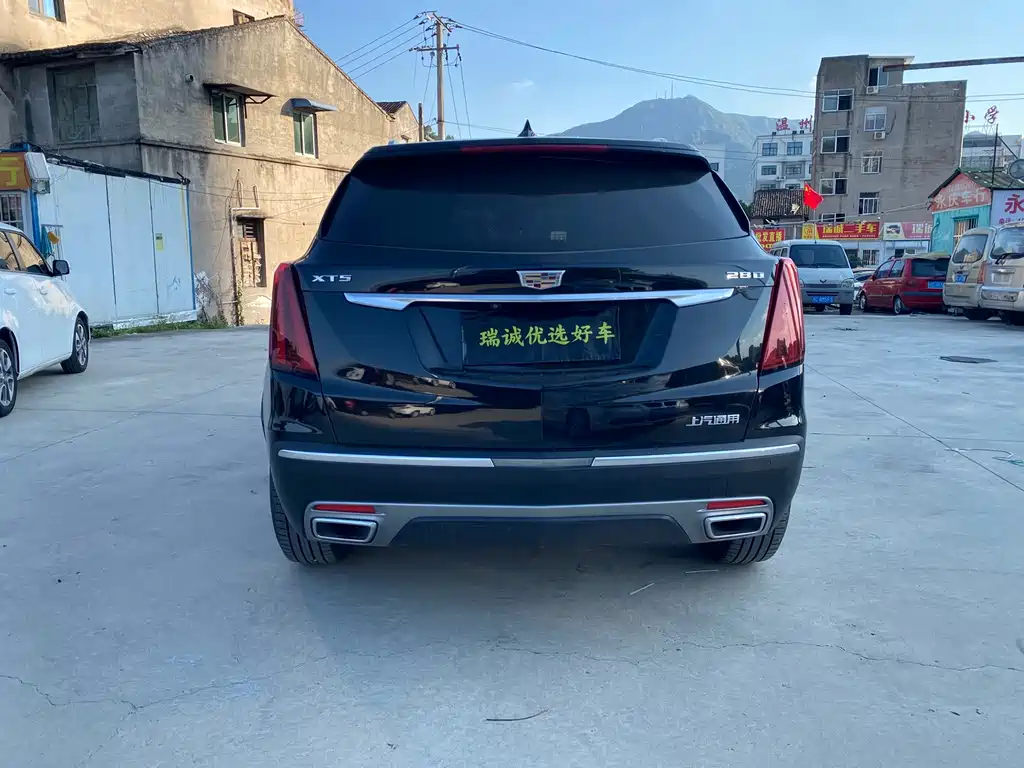 Cadillac XT5 — фото 5