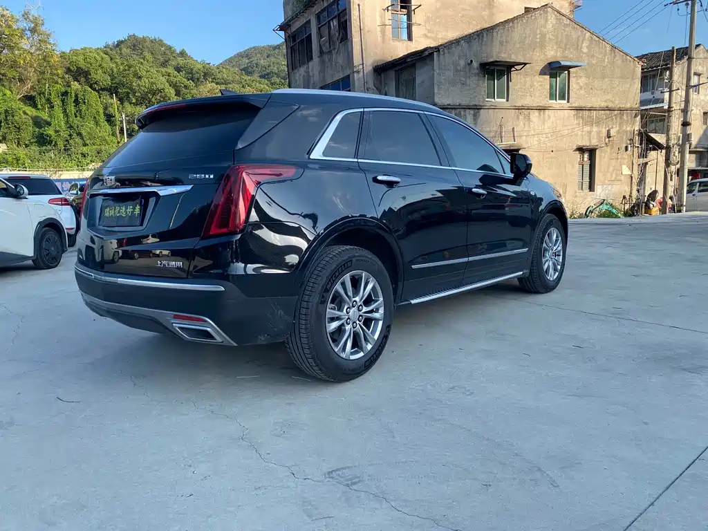 Cadillac XT5 — фото 6