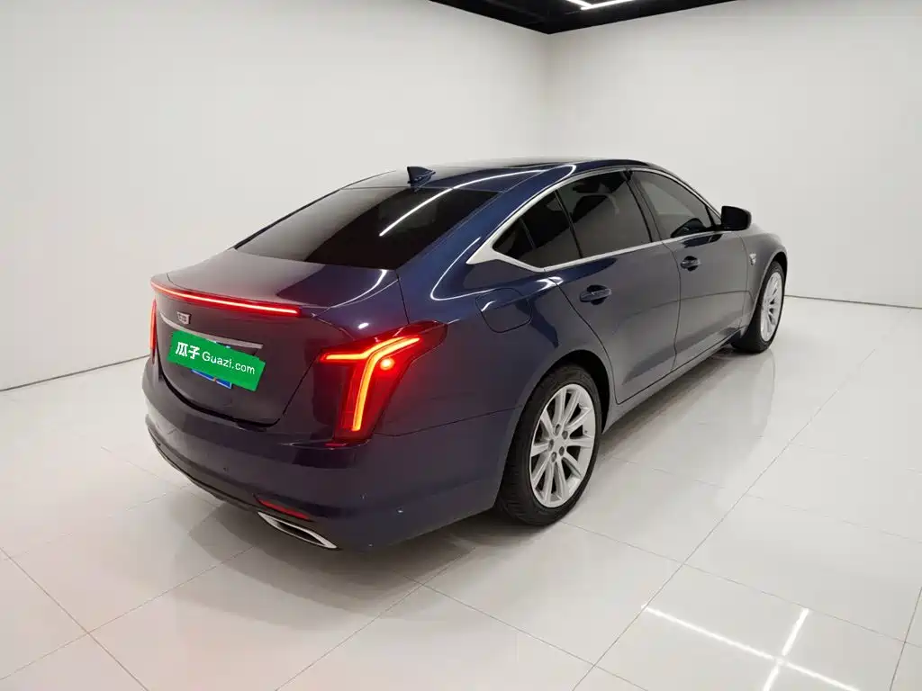 Cadillac CT5 — фото 4