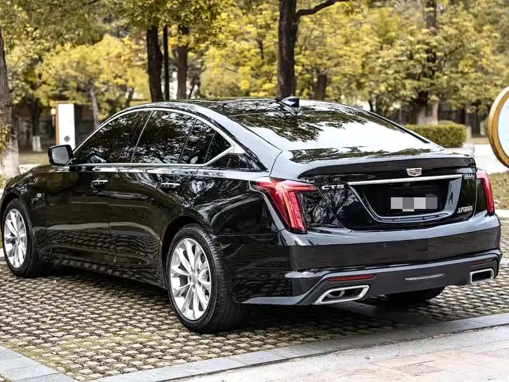 Cadillac CT5 — фото 6