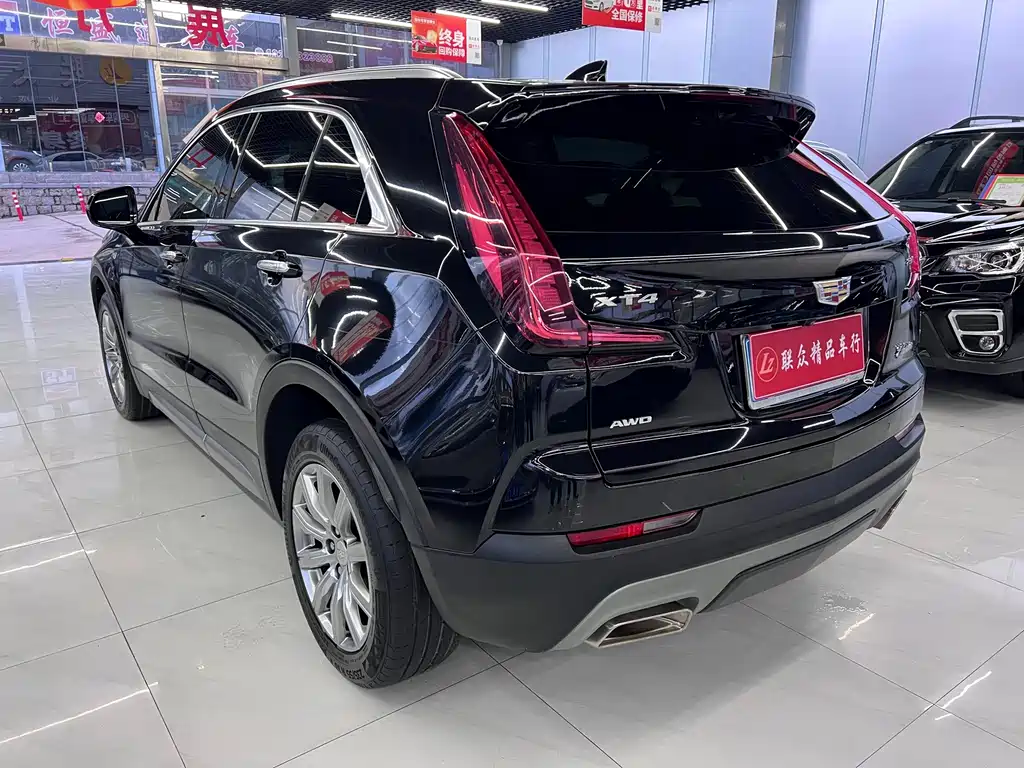 Cadillac XT4 — фото 4