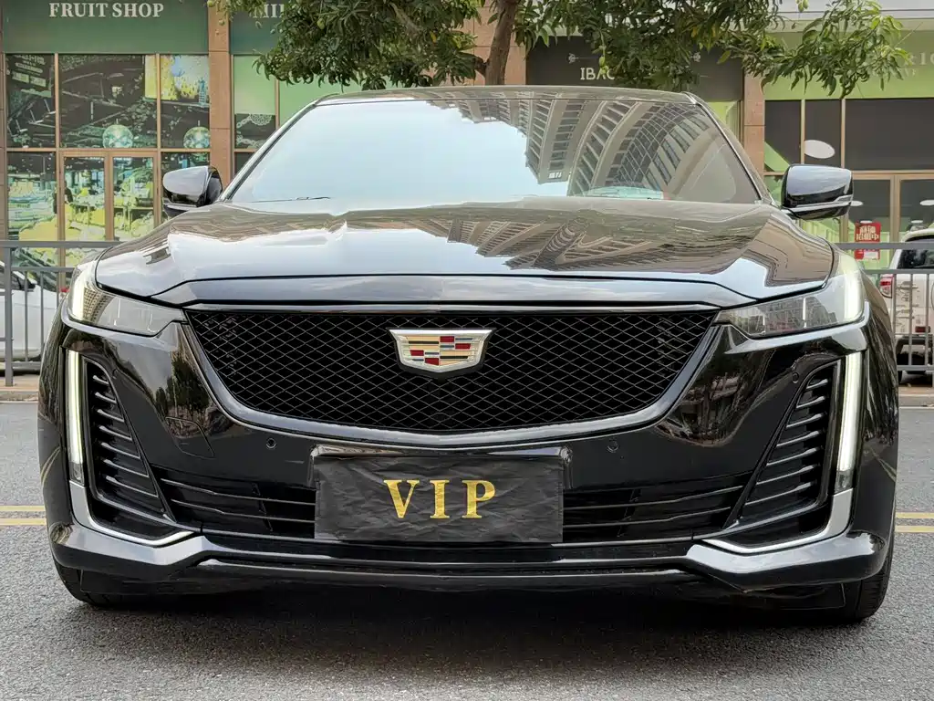 Cadillac CT5 — фото 2