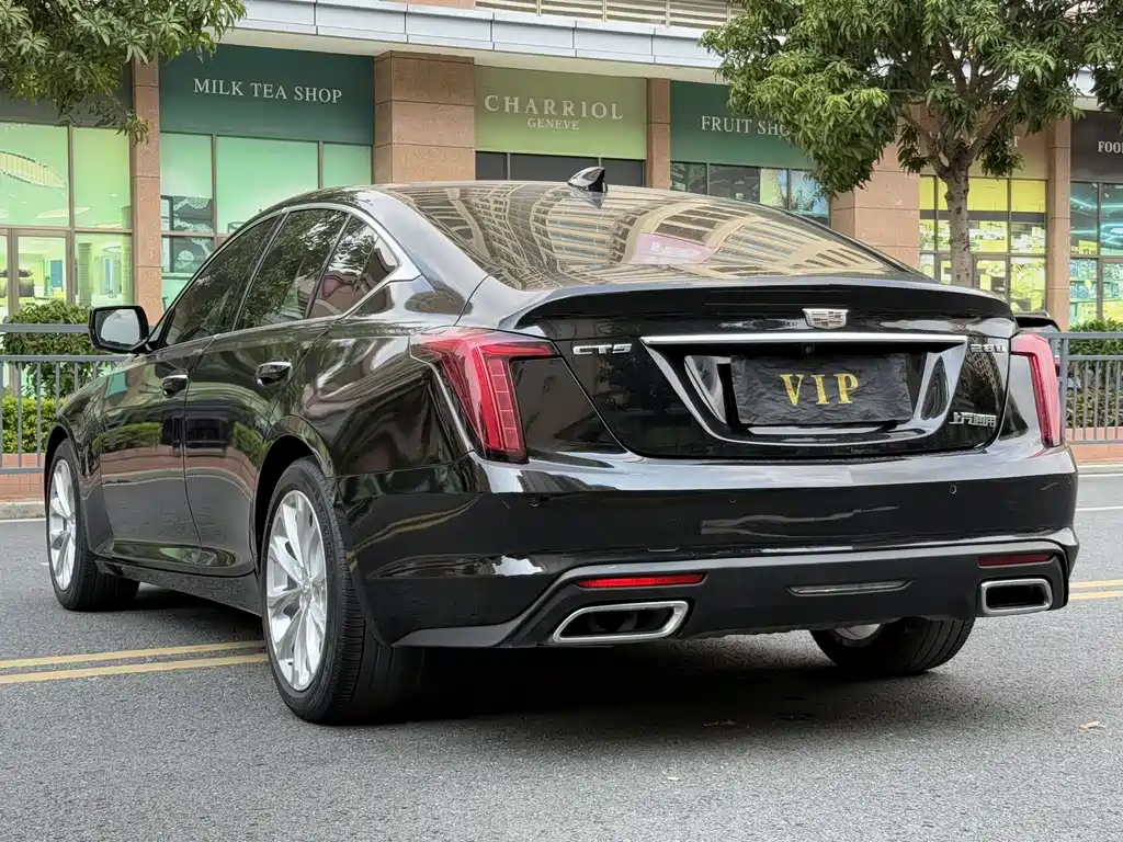 Cadillac CT5 — фото 5