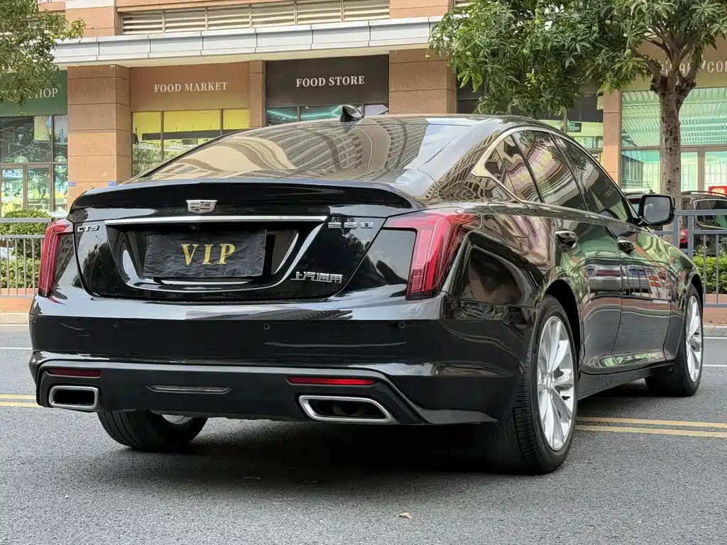 Cadillac CT5 — фото 8