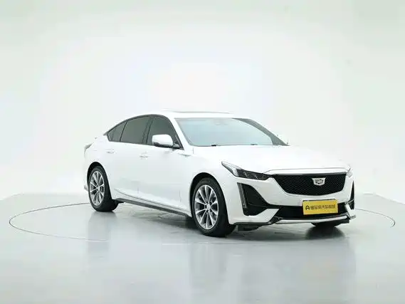 Cadillac CT5 — фото 2