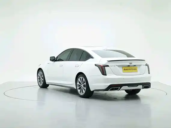 Cadillac CT5 — фото 3