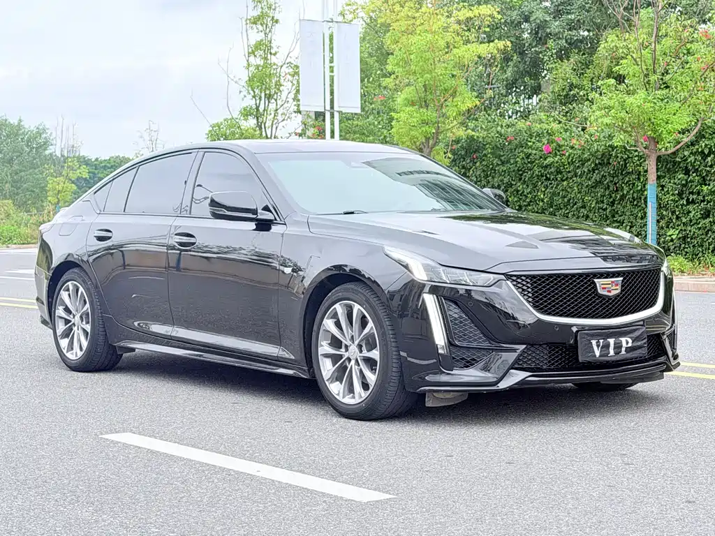Cadillac CT5 — фото 2