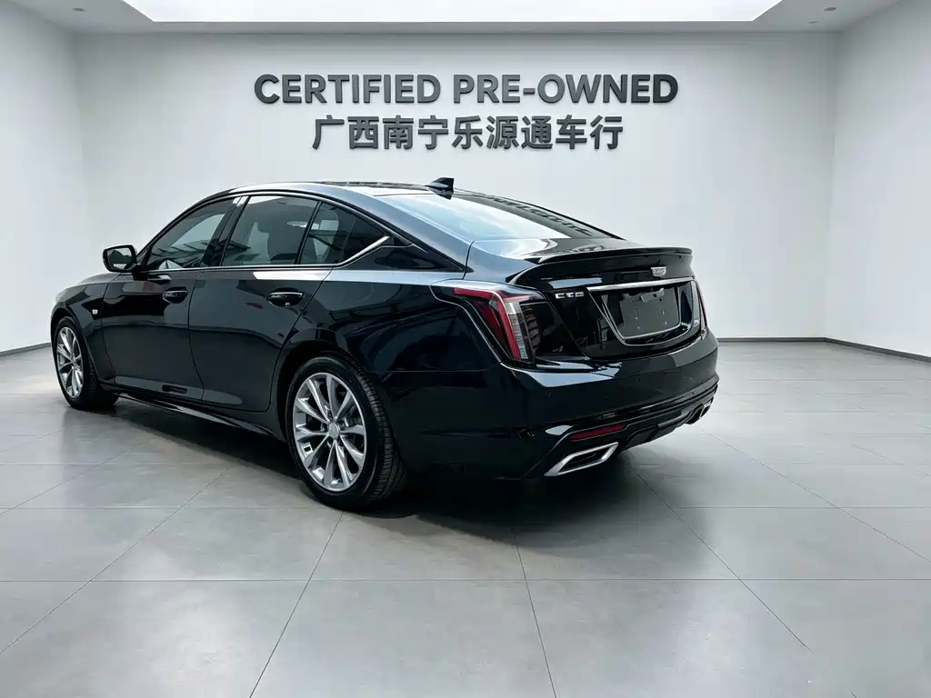 Cadillac CT5 — фото 7