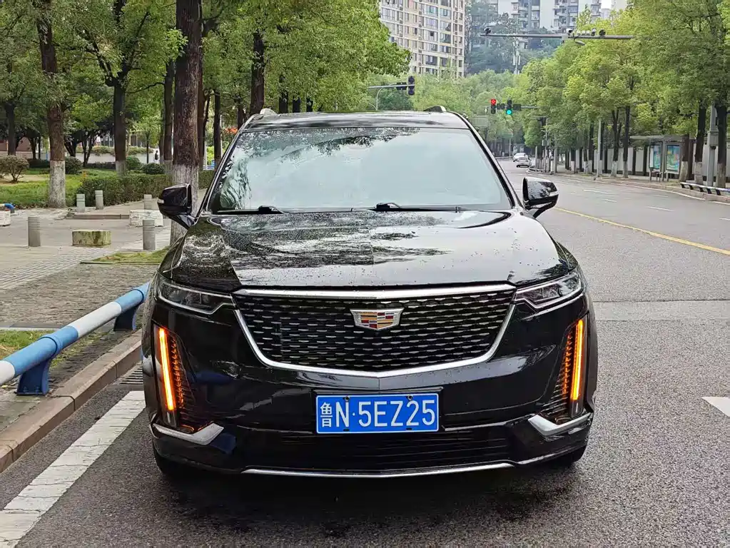 Cadillac XT6 — фото 2