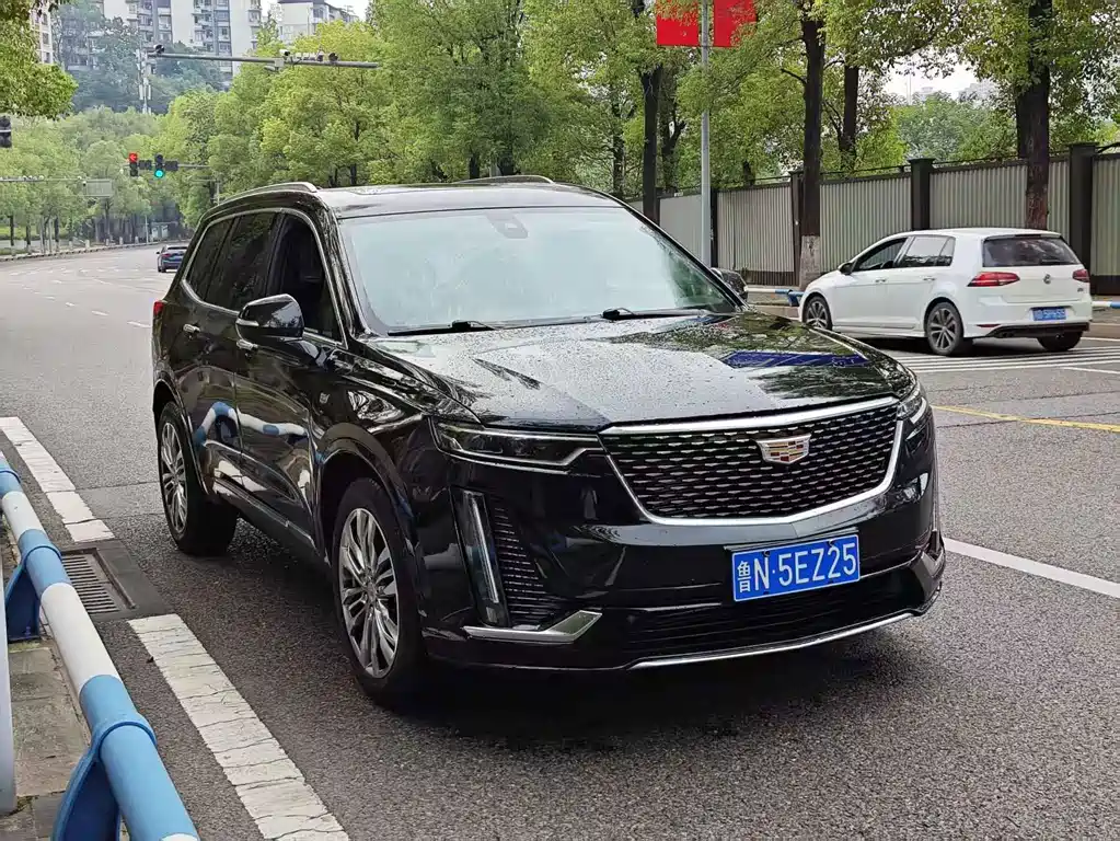 Cadillac XT6 — фото 3
