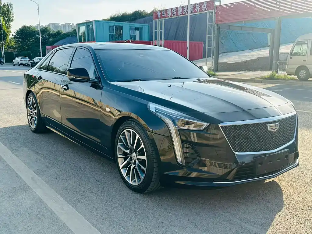 Cadillac CT6 — фото 2