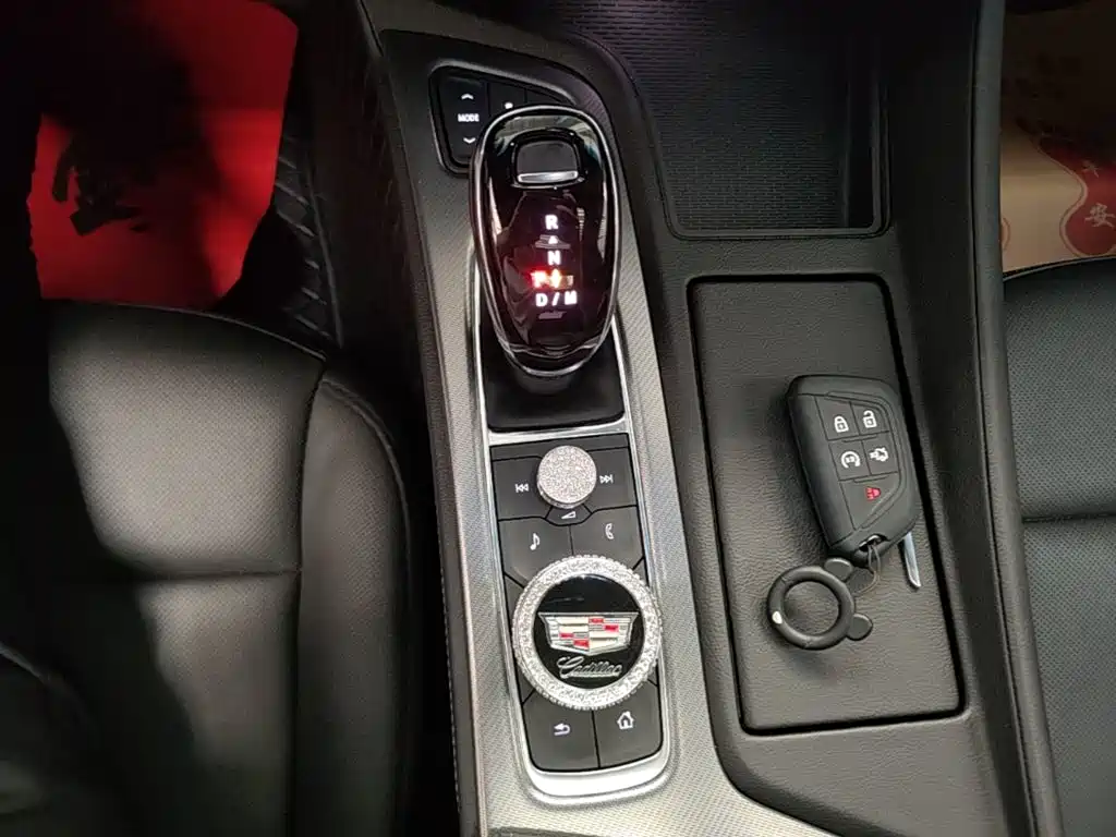 Cadillac CT5 — фото 14
