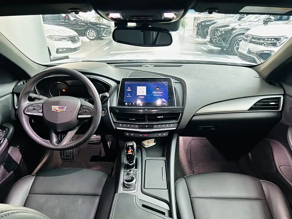 Cadillac CT5 — фото 5