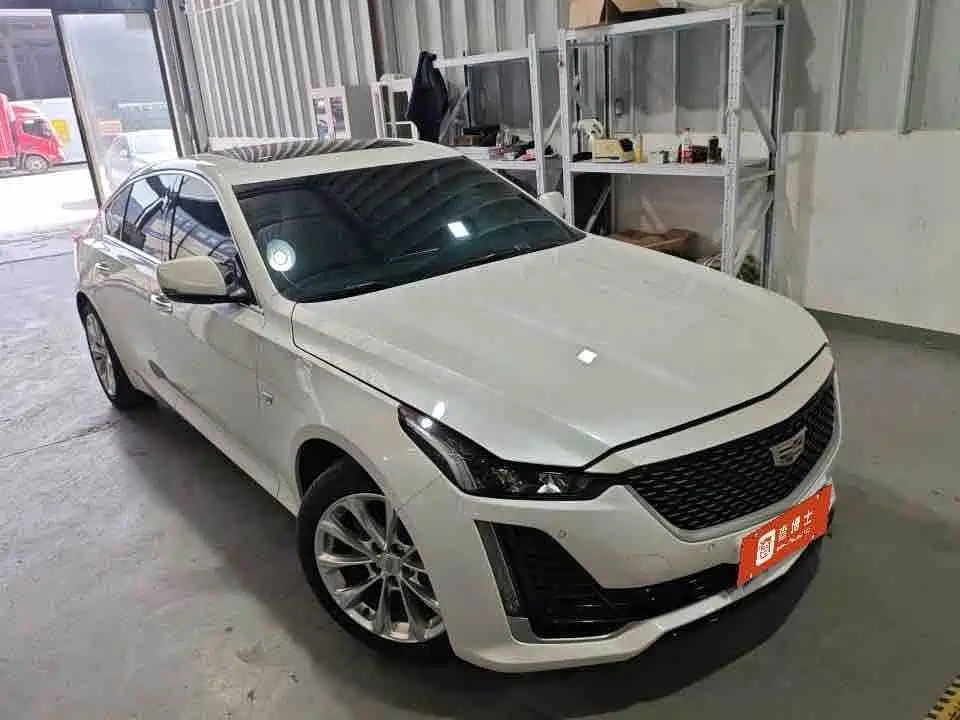 Cadillac CT5 — фото 4