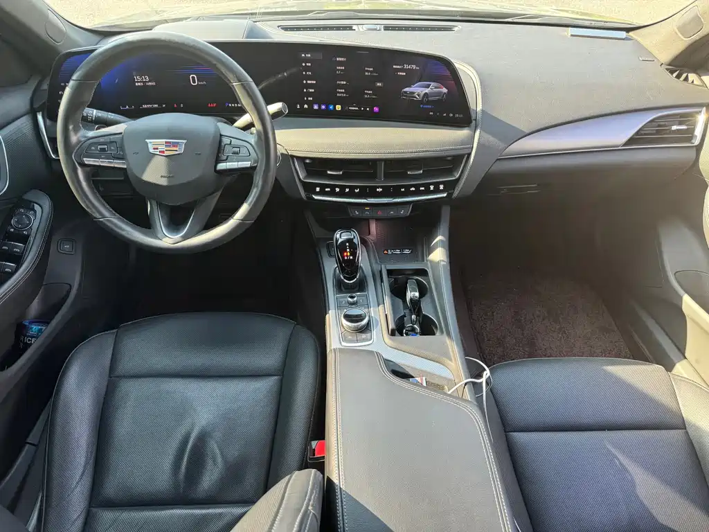 Cadillac CT5 — фото 5