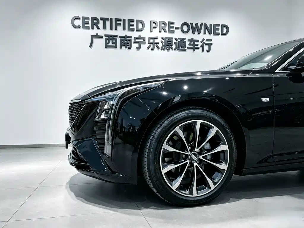 Cadillac CT5 — фото 2