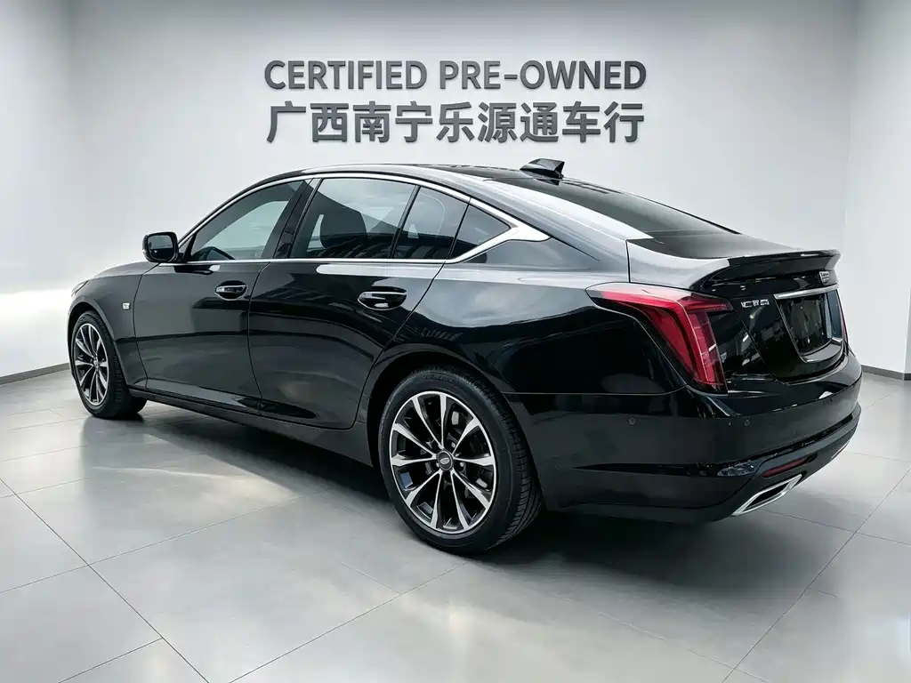 Cadillac CT5 — фото 8