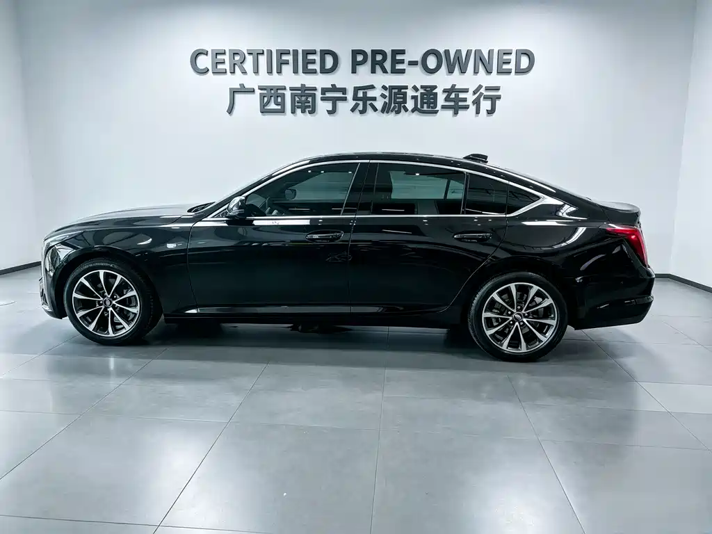 Cadillac CT5 — фото 7