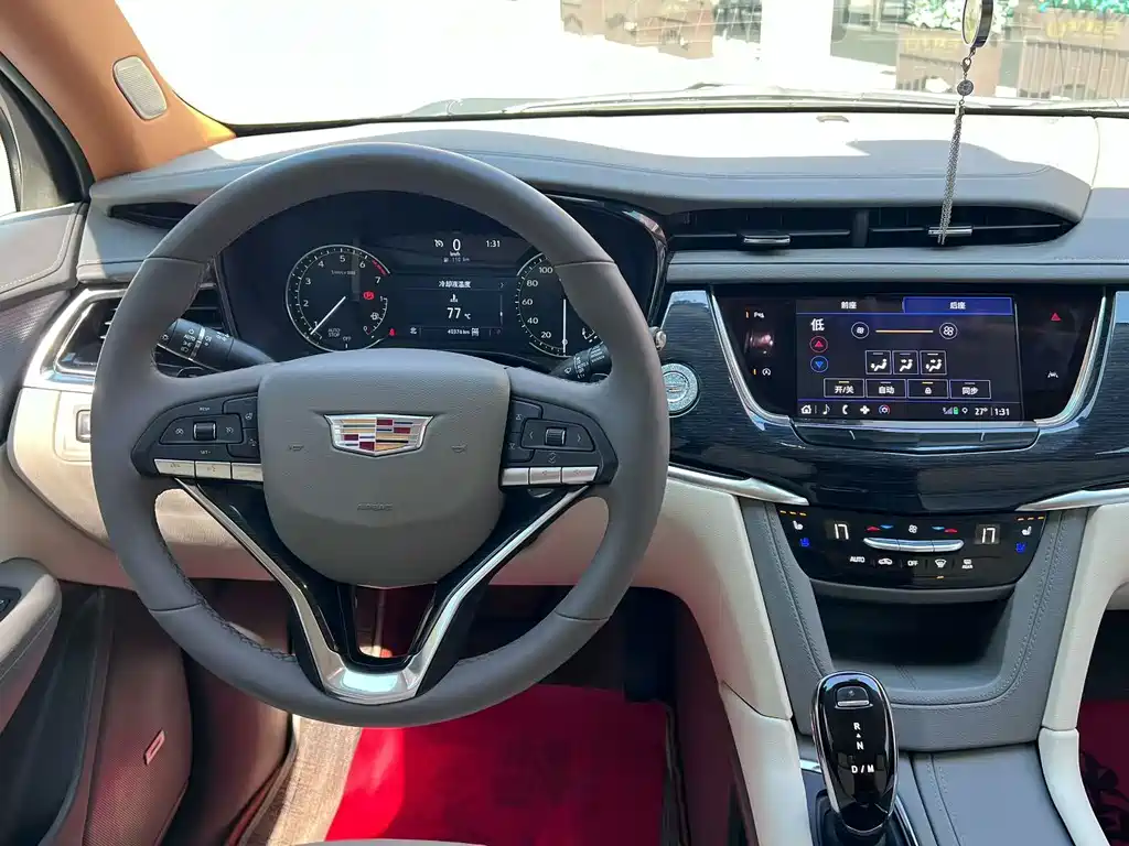 Cadillac XT6 — фото 5