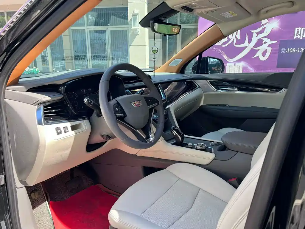Cadillac XT6 — фото 7
