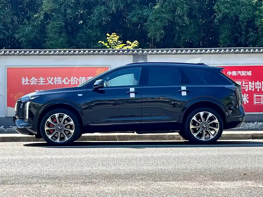 Cadillac XT5 — фото 3