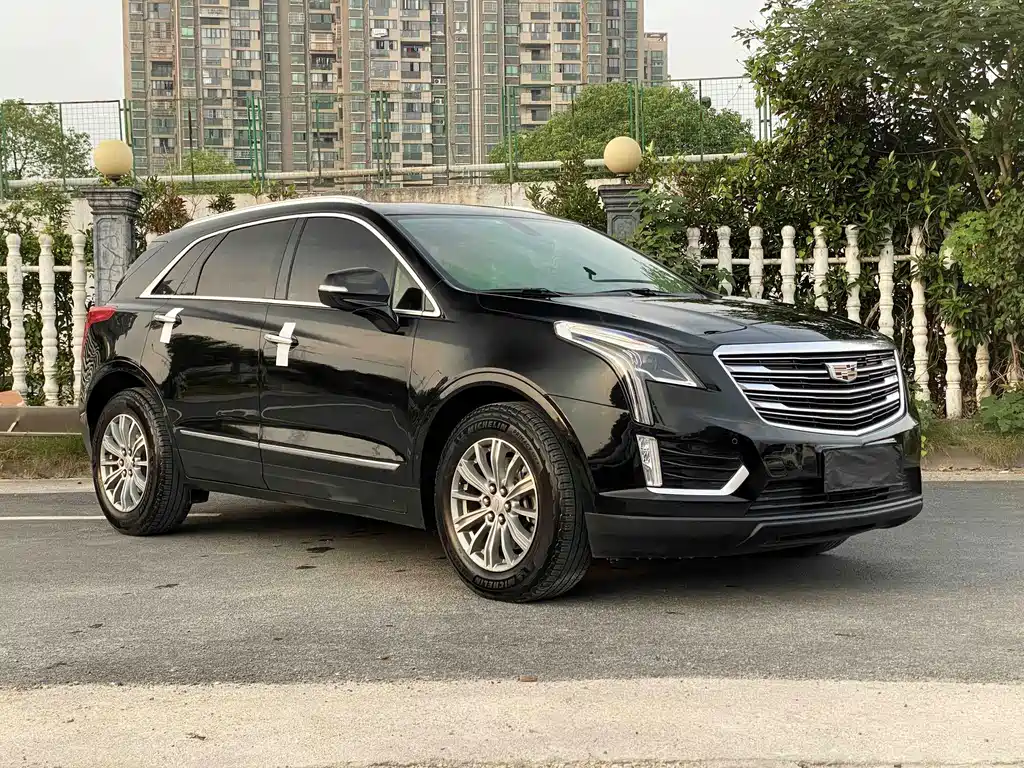 Cadillac XT5 — фото 3