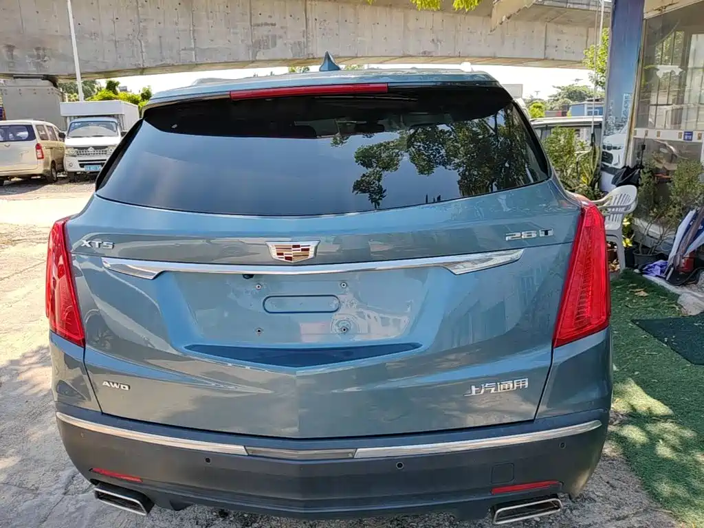 Cadillac XT5 — фото 6