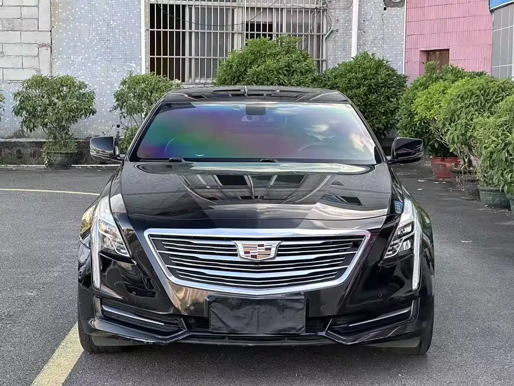 Cadillac CT6 — фото 2