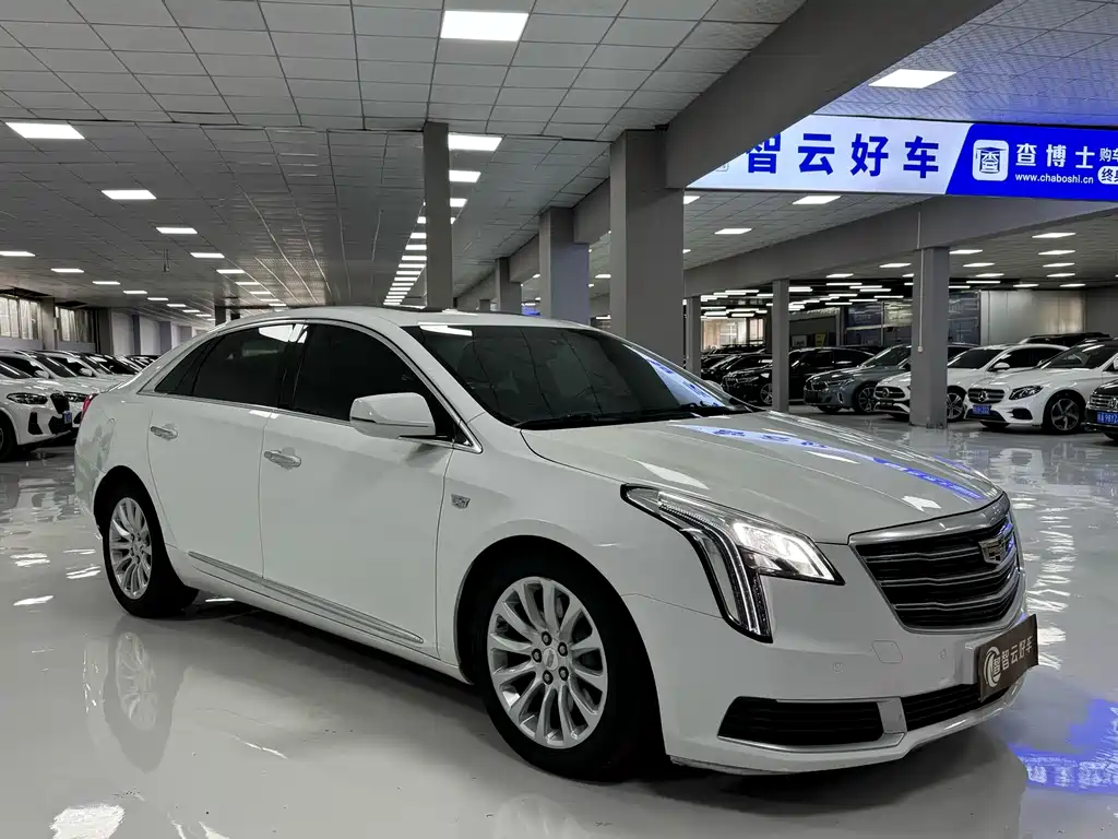 Cadillac XTS — фото 3