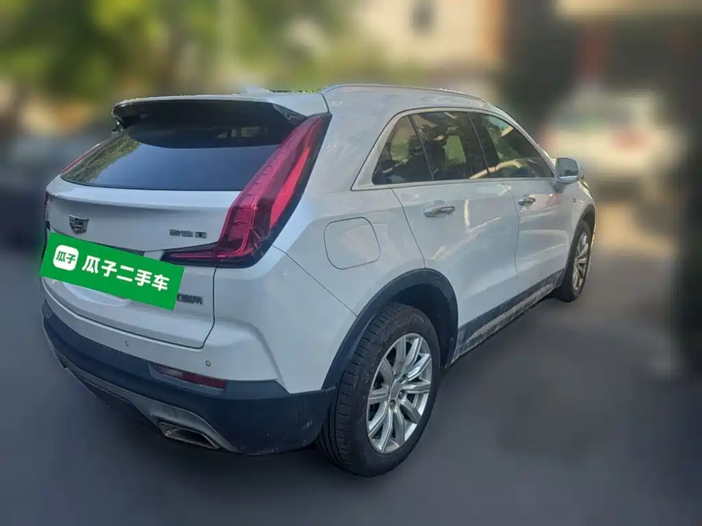 Cadillac XT4 — фото 4