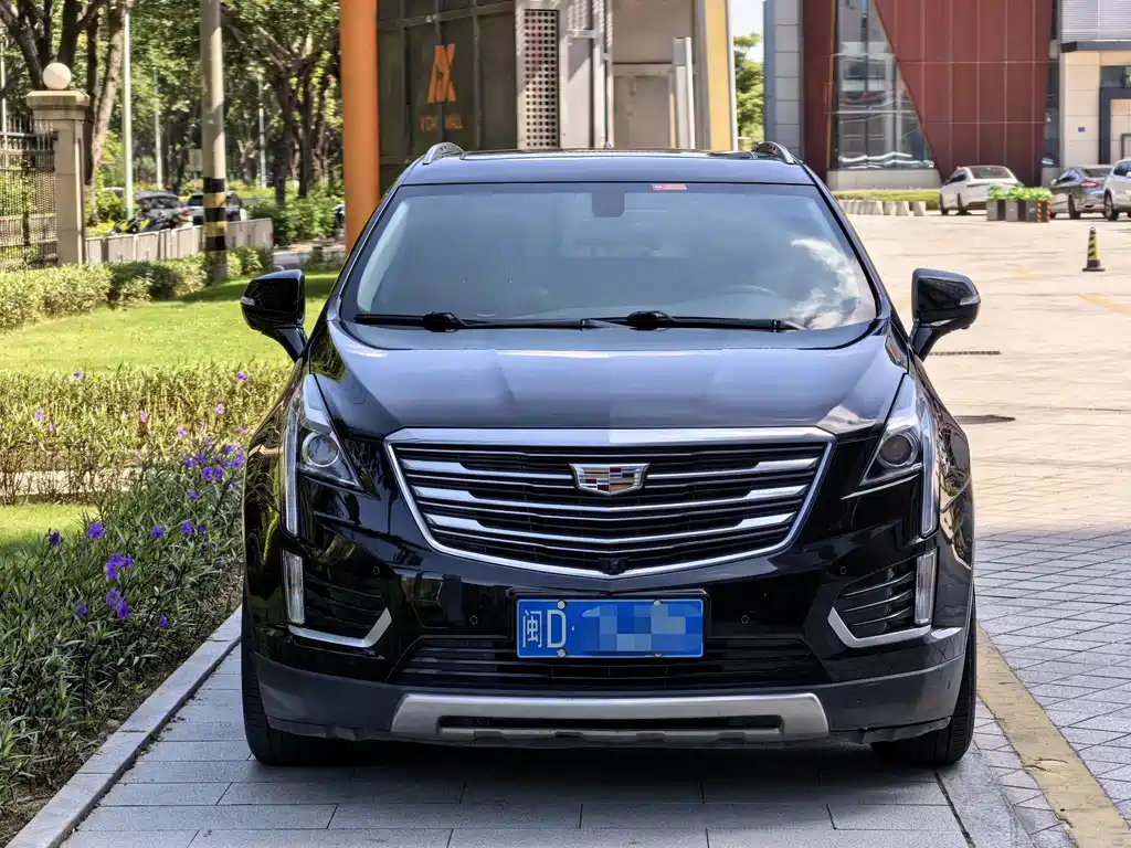 Cadillac XT5 — фото 2