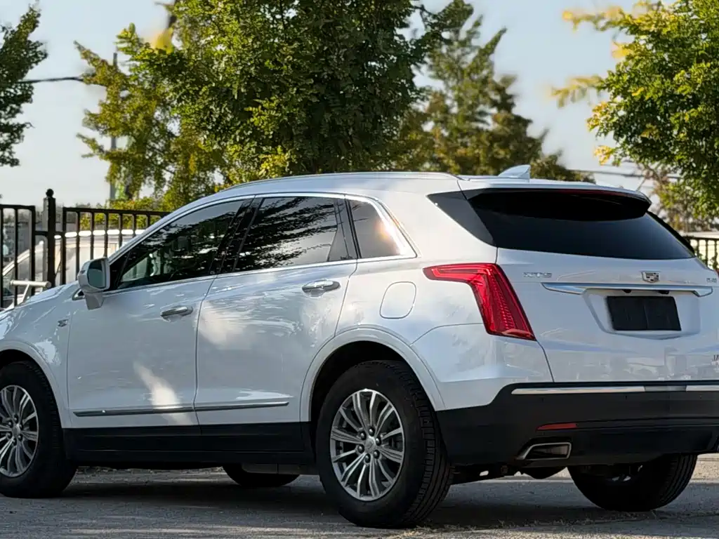 Cadillac XT5 — фото 4