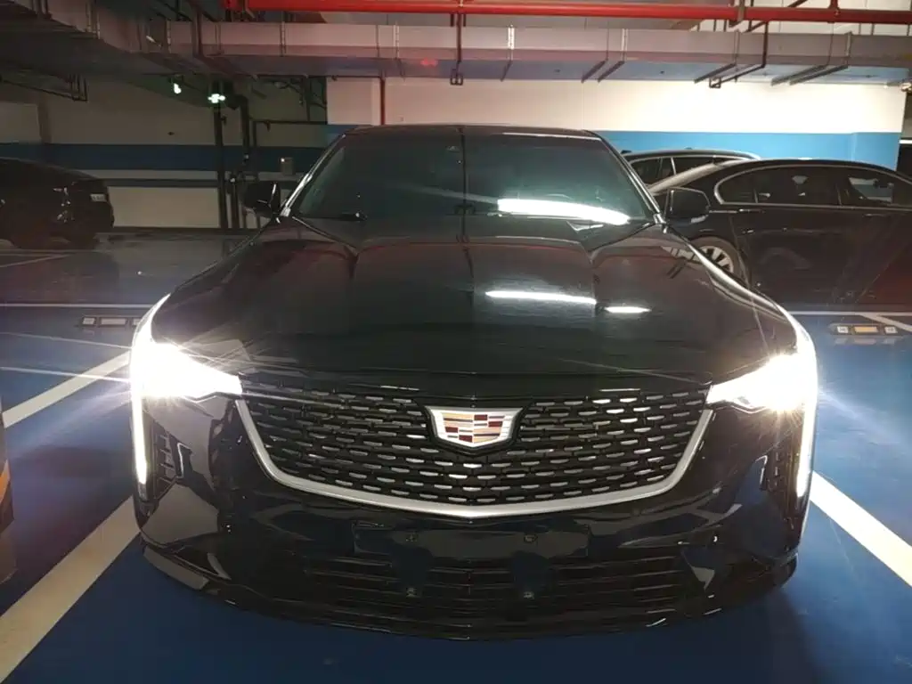 Cadillac CT4 — фото 3