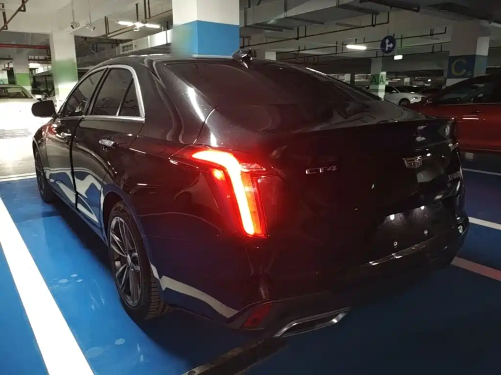 Cadillac CT4 — фото 5