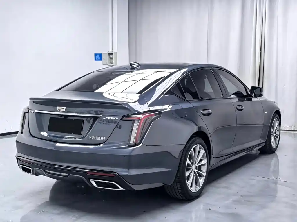 Cadillac CT5 — фото 10