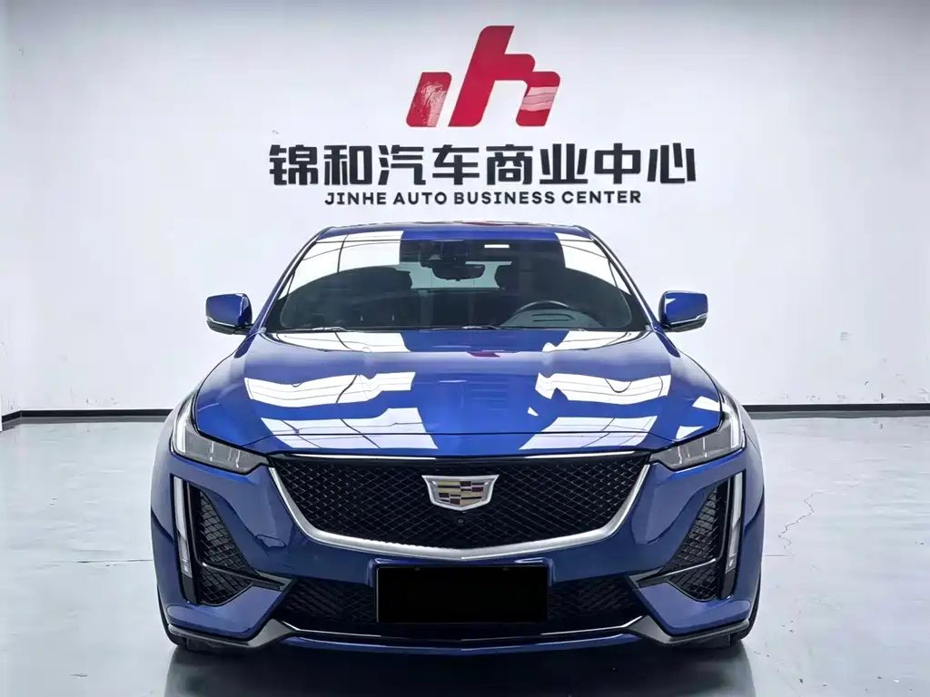 Cadillac CT5 — фото 3