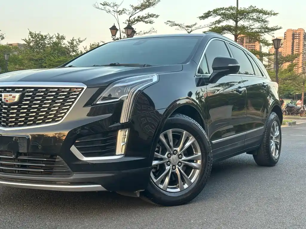 Cadillac XT5 — фото 13