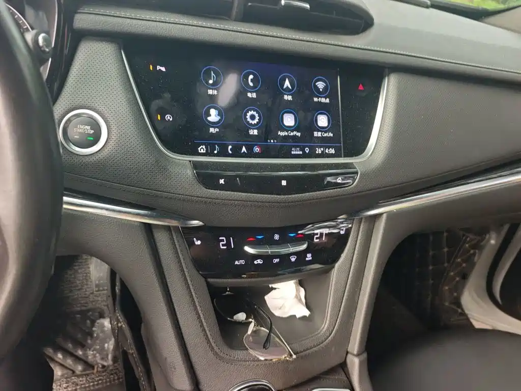 Cadillac XT5 — фото 14