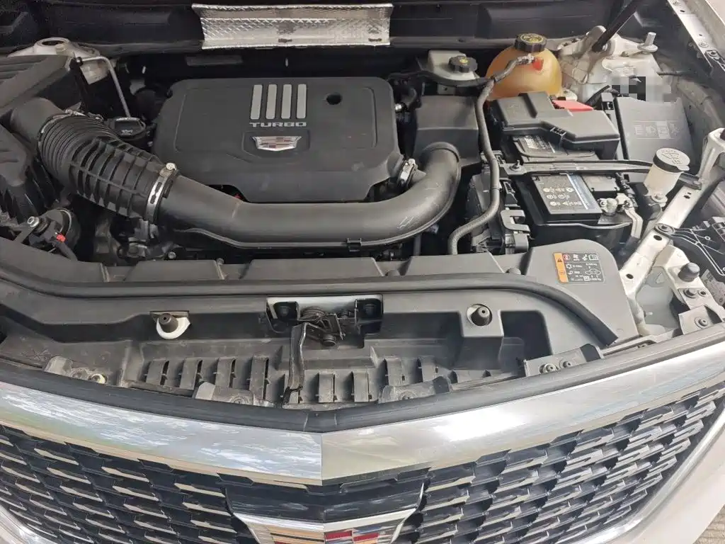 Cadillac XT5 — фото 21