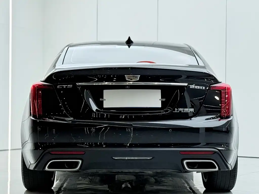 Cadillac CT5 — фото 15