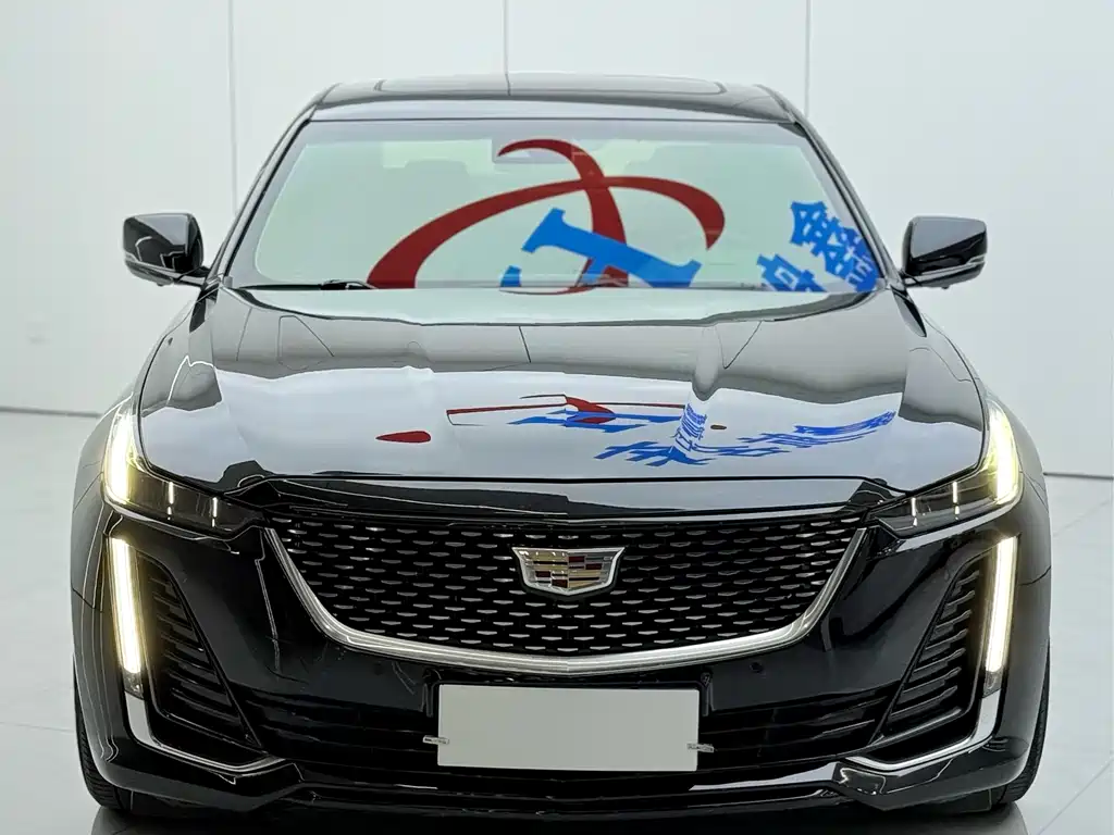 Cadillac CT5 — фото 3