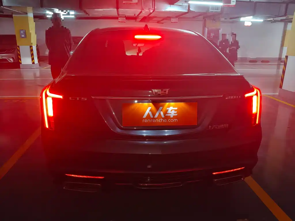 Cadillac CT5 — фото 5